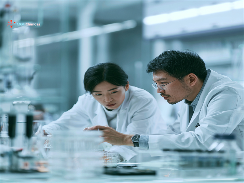 How Small Peptide CDMOs Outmaneuver Giants Like Lonza & Bachem